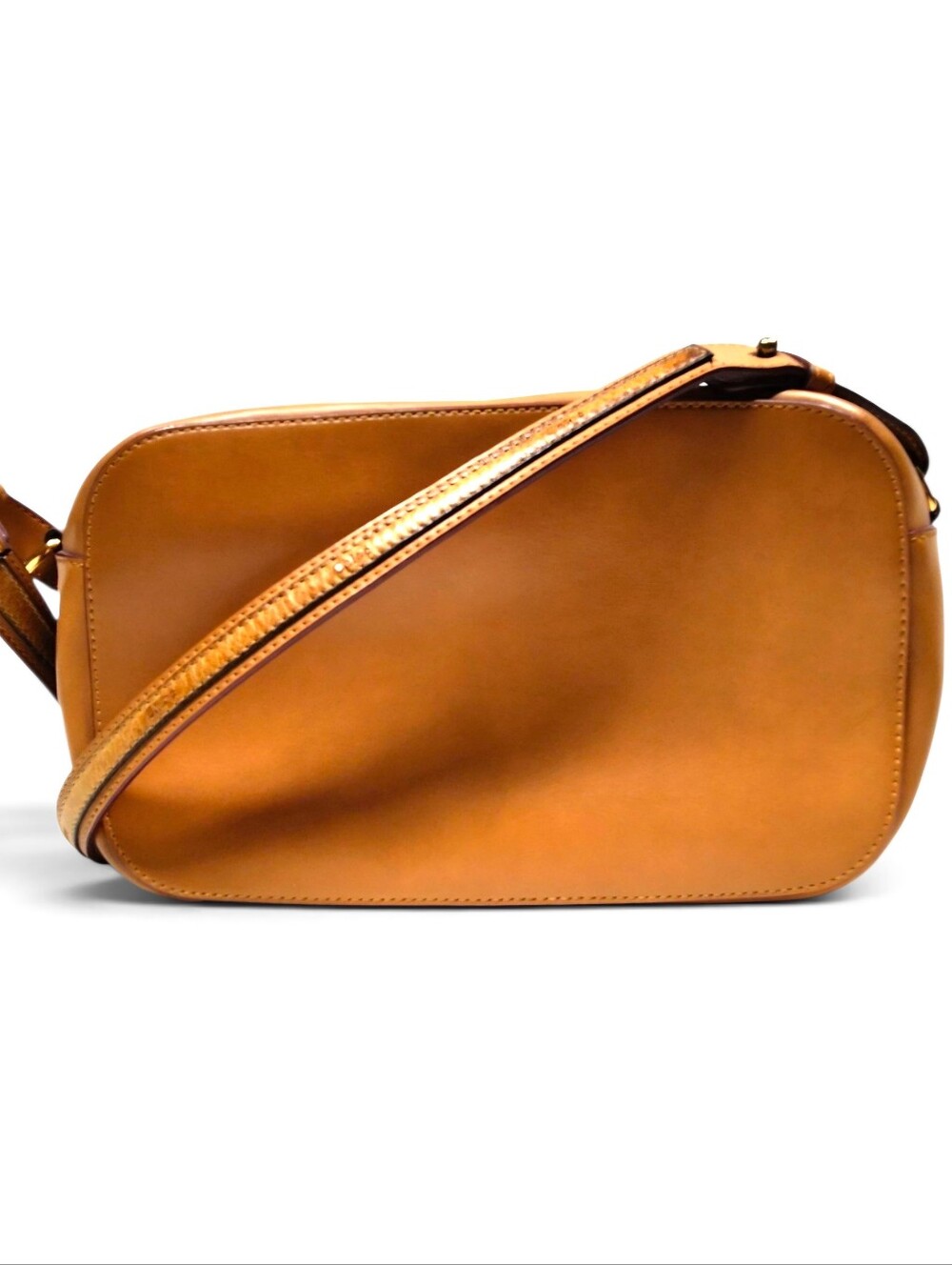 Chloe Leather Crossbody Bag in Tan Shoulder Bag